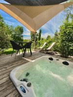Chambres avec Jacuzzi privatif - Kassiopée Bed & Spa - B&B Albi