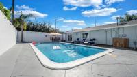 Relax in Lakeland Home, Swim, Pool, Arcade LegoLand, Disney, Bush Garden - Chambres d'hôtes Lakeland