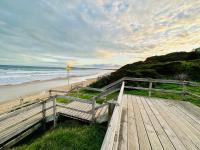 Ocean Breeze Family Getaway - Short drive to Beach, Wineries, Kids Golf & Adventure Park - Chambres d'hôtes Ocean Grove