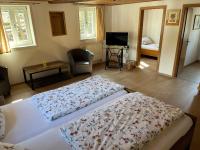 Chambre Quadruple avec Douche