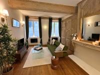 Le secret du Damier by Miss K - B&B Mâcon