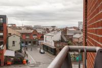 City Centre Stay, 2 Bed 2 Bath, Sleeps up to 7, Netflix - B&B