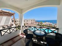 Shark's Bay Oasis 2 bedrooms apartment with Private free beach - B&B Sharm el-Sheij