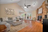 Fayetteville Getaway - B&B