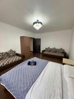 Просторная квартира в жк Науаи около ТРЦ МЕГА - Ferienwohnung Almaty