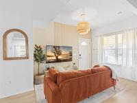 SUPER BOHO- At LAKE TOHO's WATER SLEEPs 6 - B&B Kissimmee