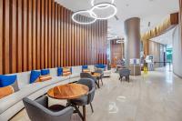 Luxury Condo with Oceanfront View in Hollywood - B&B Hollywood