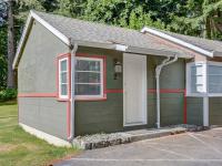 Malahat Bungalows Motel - Bed and Breakfast