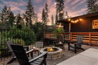 Modern 2 Bedrm Kids, Dog, Hot Tb, Game Room, 9 min Bass Lake - Chambres d'hôtes Oakhurst