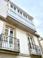 Padrón Plaza Lotf L2 by URent - Chambres d’hôtes Padrón