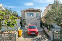Apartments by the sea Razanj, Rogoznica - 23793 - Chambres d'hôtes Ražanj