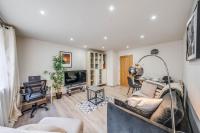 Canary Wharf O2 ExCel Flat with Parking & Balcony - Bed and Breakfast