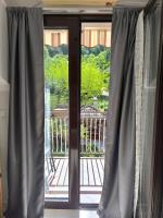 Studio mit Gartenblick