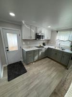 Pet Friendly Private Basement with Kitchen and patio - B&B