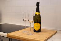 Painters Modern Apartment Central Location - Ferienwohnung Scarborough