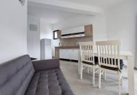 One-Bedroom Apartment with Sea View and Balcony