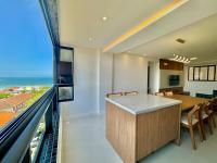 Luxuoso c vista espetacular para o mar! Praia Pérola - B&B Itapoá