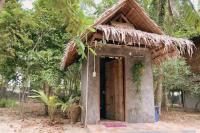 Single Room with Shared Bathroom