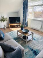 Ideal Contractor Business & Family Friendly 2-Bed Apartment Quiet & Spotless with Fast WiFi Large Screen Smart TV - B&B Wakefield