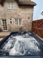 Lupin Cottage Hot Tub Hide Out Dog Friendly - B&B Weymouth