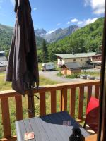 Beautiful apartment in independent chalet, facing mythical Col du Galibier - Chambres d'hôtes Valloire
