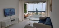 Spacieux 3 pièces rénové avec terrasse et vue mer entre Monaco et Menton - Chambres d'hôtes Roquebrune-Cap-Martin