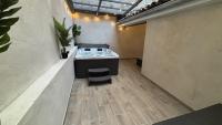 Le Cocon Tournusien - Bed and Breakfast