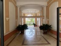 2P jardin Sud vue Lac avec piscine tennis - B&B