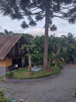 Chalé da Araucária - B&B