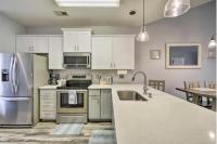 Modern and updated 2 BR Condo on Golf Course, Sleeps 6! - B&B Myrtle Beach