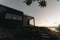 Black Hut Eco Retreat - B&B Christchurch
