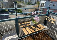 Central apartment with balcony - Ferienwohnung