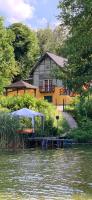 Villa Wieck am See, mit Ruderboot - Bed and Breakfast Gransee