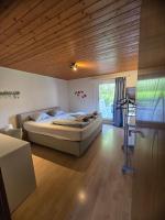 Garden Eden - Bed and Breakfast Freienbach