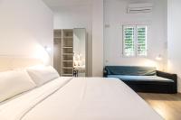 Estudio con sofá cama