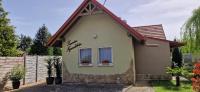 Tamási Villa- Nyaralóház - B&B Balatonkeresztúr