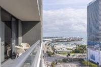 2012 New Apt with Pool and Gym in front of Kaseya Center - Ferienwohnung Miami