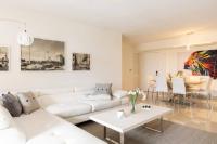 Aventura Mall Apt with Pool a Tennis Court and Free parking - Chambres d'hôtes Aventura