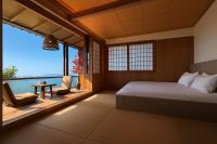 Sea View Quad Room With Bathtub