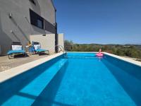 4 star Duplex apartment "Maslina", private heated POOL & seaview - Ferienwohnung Ždrelac