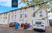 Friary Townhouse - 5 Double Bedrooms, 4 Bathrooms, GYM, GAMES, GARDEN, Fully Equipped, Free Parking, Central Location, Contractors Favourite by SUNRISE LONG LETS and SERVICED ACCOMMODATION DUNDEE - B&B Dundee