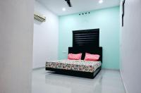 Elamkulam Penthouse - 3bhk AC with Kitchen - Kochi - B&B Chottanikkara
