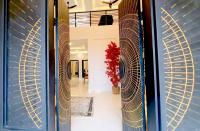 Modern Spanish Villa - Elegant Comfort in the Heart of the City - Bed and Breakfast