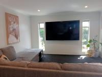 Ōwhata Oasis in Rotorua 5brm with Spa & Pizza Oven - B&B Rotorua