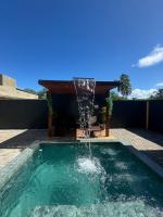 Casa com vista para o mar e piscina em Milagres - B&B