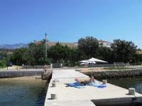 Apartments Nena by the sea in Barbat, Rab - Chambres d’hôtes Rab
