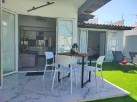 Bungalow privado junto al Yumbo Centre - B&B San Bartolomé de Tirajana