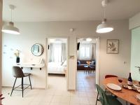 One-Bedroom Apartment with Balcony