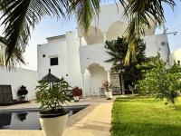 La Baraka, extravagant villa for 8 with pool in Saly - B&B Gandigal
