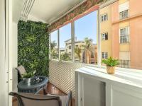 Hanami Avenida de España 1C - B&B Estepona